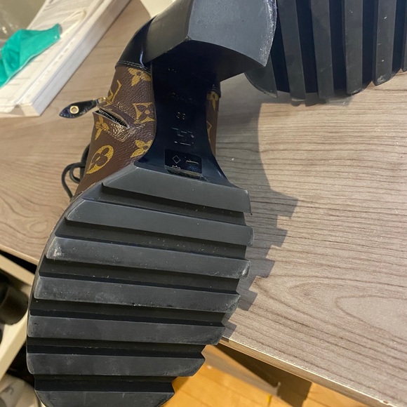 Louis Vuitton Ankle Boot - Picture 8 of 8